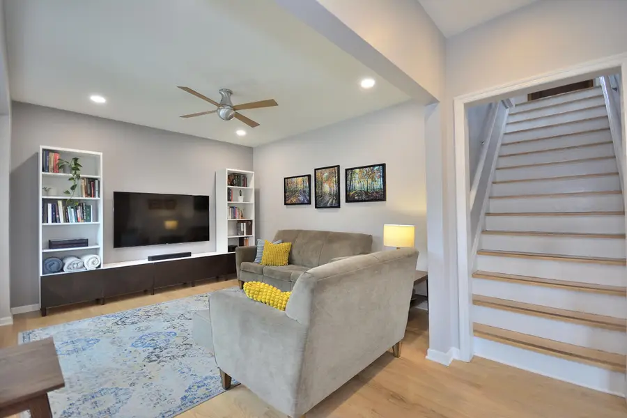 2806 S Austin St, Milwaukee, WI 53207 - #3