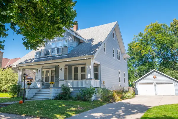 7042 Aetna Ct, Wauwatosa, WI 53213