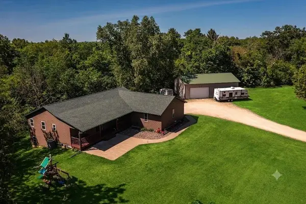 N7341 County Road Xx, Holland, WI 54636