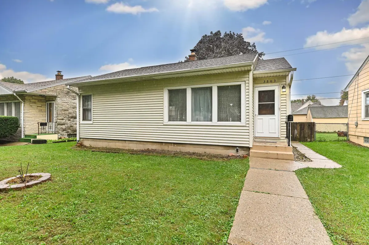 3803 S 20th St, Milwaukee, WI 53221 - #1