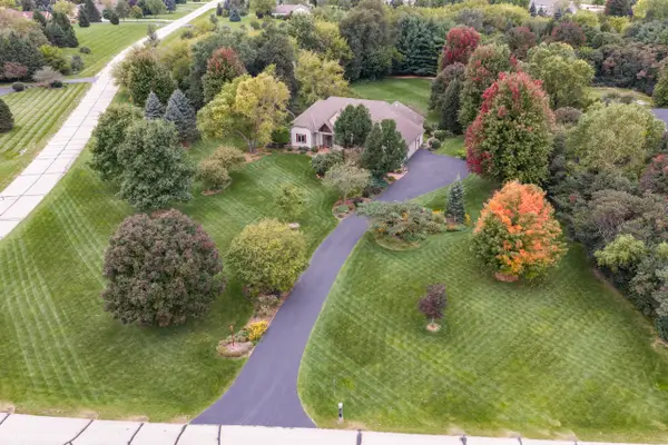 W347S9485 Jericho Ct, Eagle, WI 53119