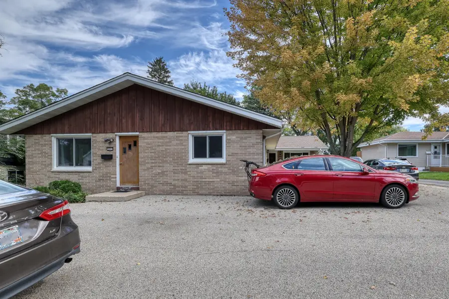 221 Spring St, Waukesha, WI 53188 - #2