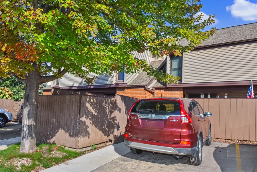 5209 S 13th St, Milwaukee, WI 53221 - #3