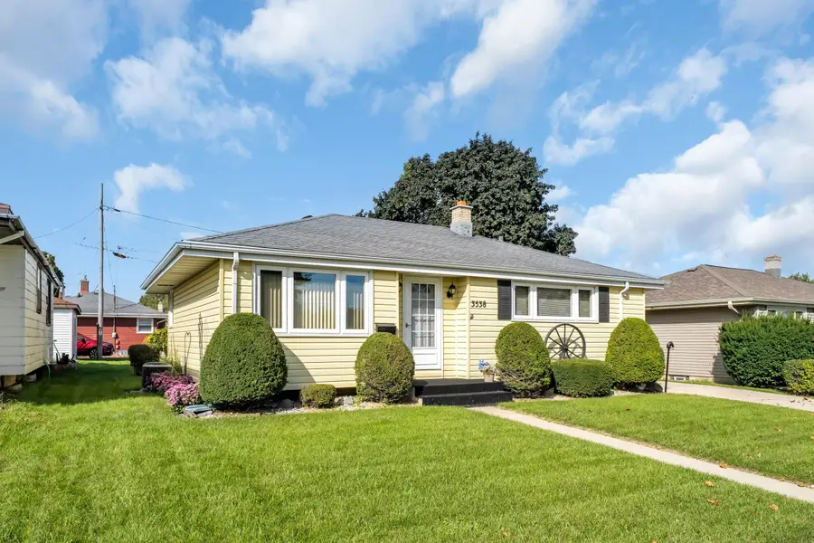 3538 Republic Ave, Racine, WI 53405 - #3