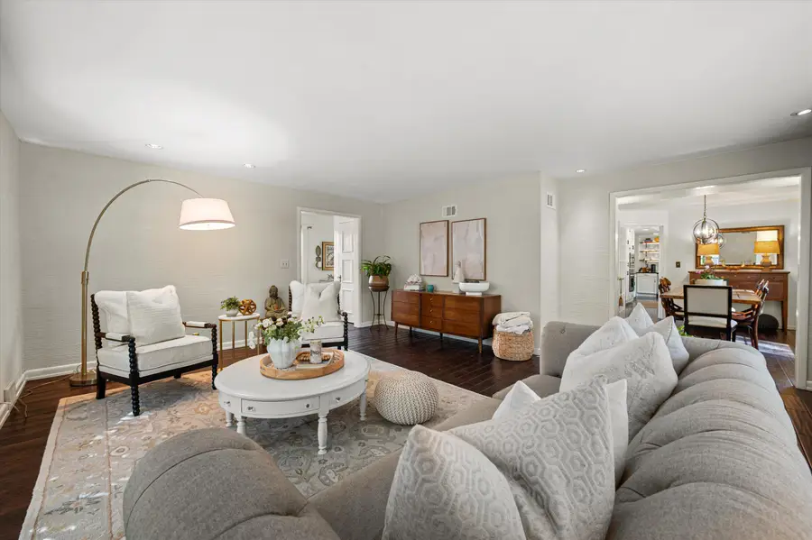 4800 N Woodburn St, Whitefish Bay, WI 53217 - #3