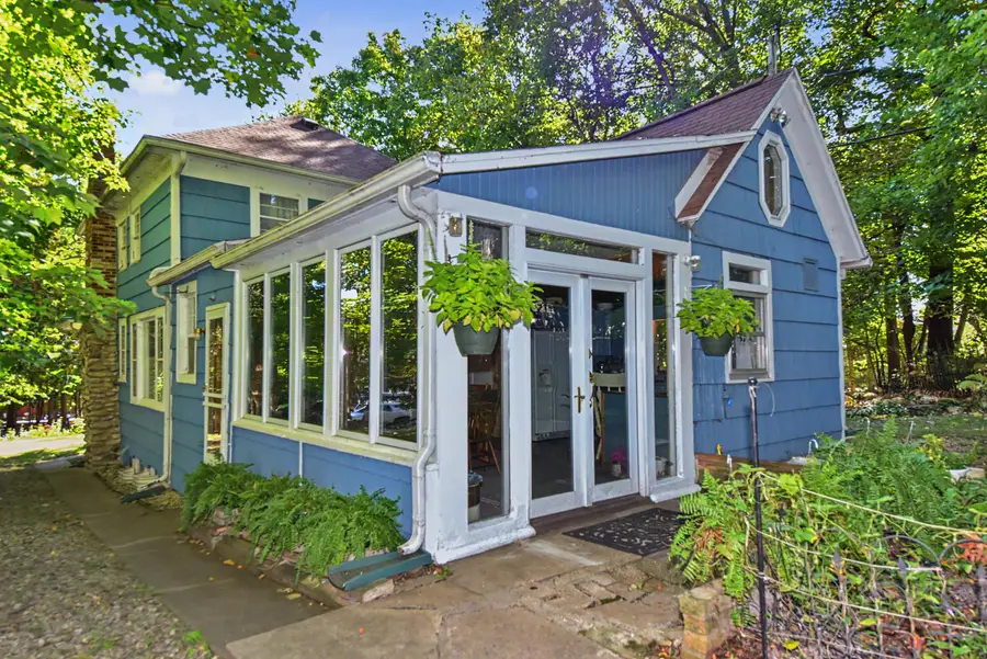 22 S Walworth Ave, Williams Bay, WI 53191 - #3