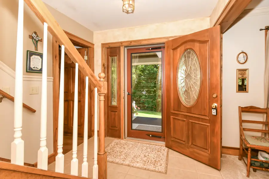 S86W30445 Stonegate Dr, Mukwonago, WI 53149 - #3