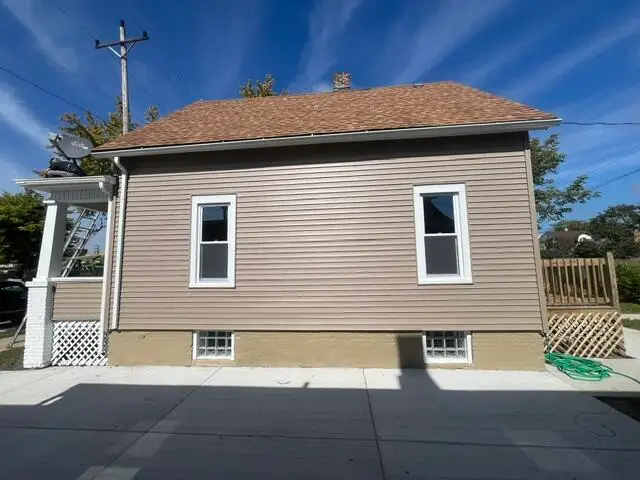 2043 Clark St, Racine, WI 53403 - #3