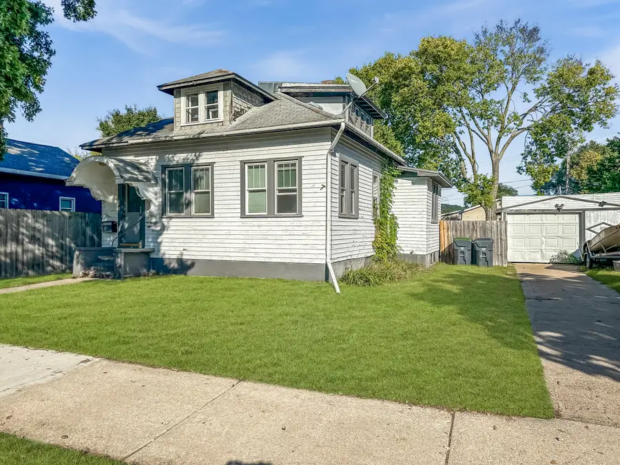 1907 14th St S, La Crosse, WI 54601 - #2