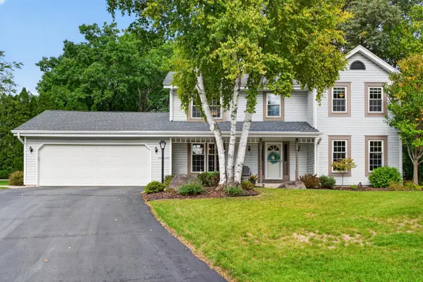 4134 S Victoria Ct, New Berlin, WI 53151