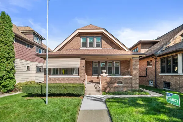 2546 S Howell Ave, Milwaukee, WI 53207