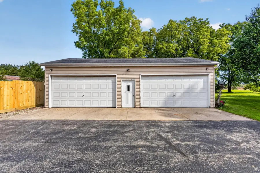 901 S Stuart Rd, Mount Pleasant, WI 53406 - #2