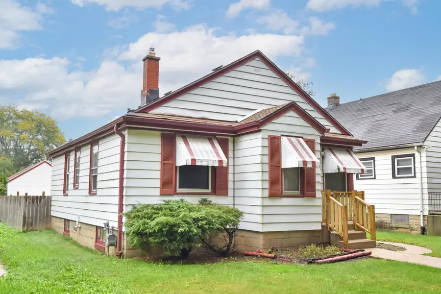 4622 N 19th St, Milwaukee, WI 53209 - #3