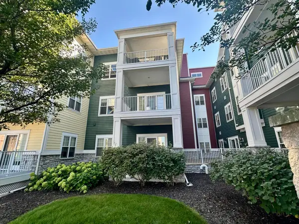832 N 6th St, Sheboygan, WI 53081