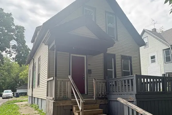 2915 W Vine St, Milwaukee, WI 53208