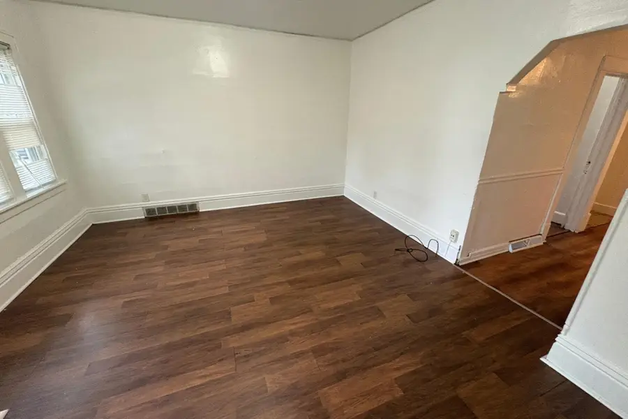 2326 W Burnham St, Milwaukee, WI 53204 - #3