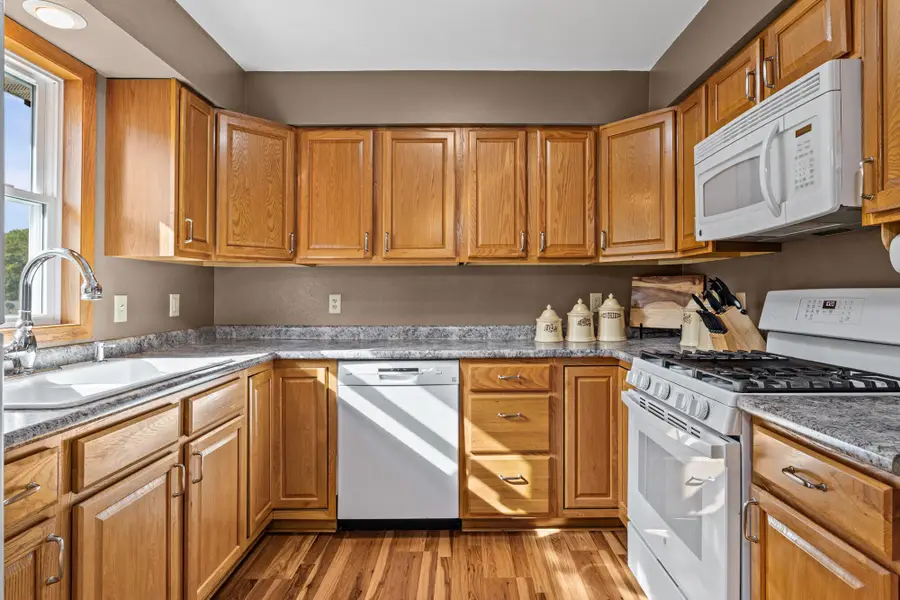 510 Evergreen Dr, Holmen, WI 54636 - #2