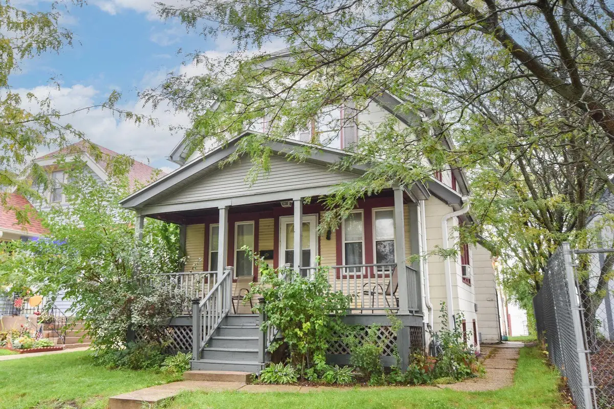 2244 S 55th St, West Allis, WI 53219 - #1