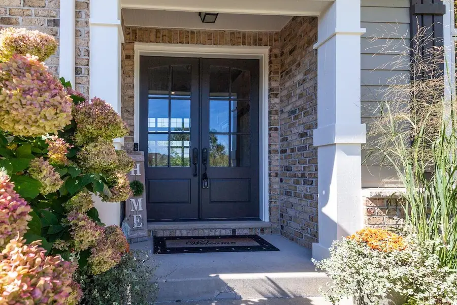 1286 Mary Hill Cir, Hartland, WI 53029 - #3
