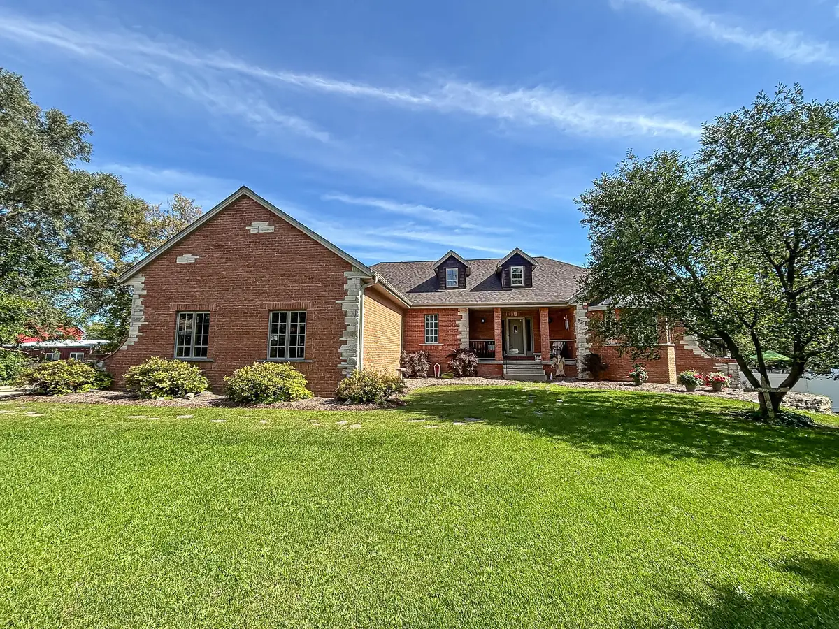 N3838 W Water St, Sullivan, WI 53178 - #1