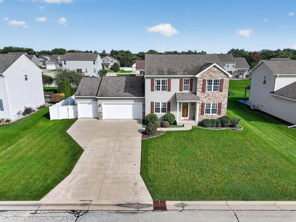 6524 Biscayne Ave, Mount Pleasant, WI 53406 - #1