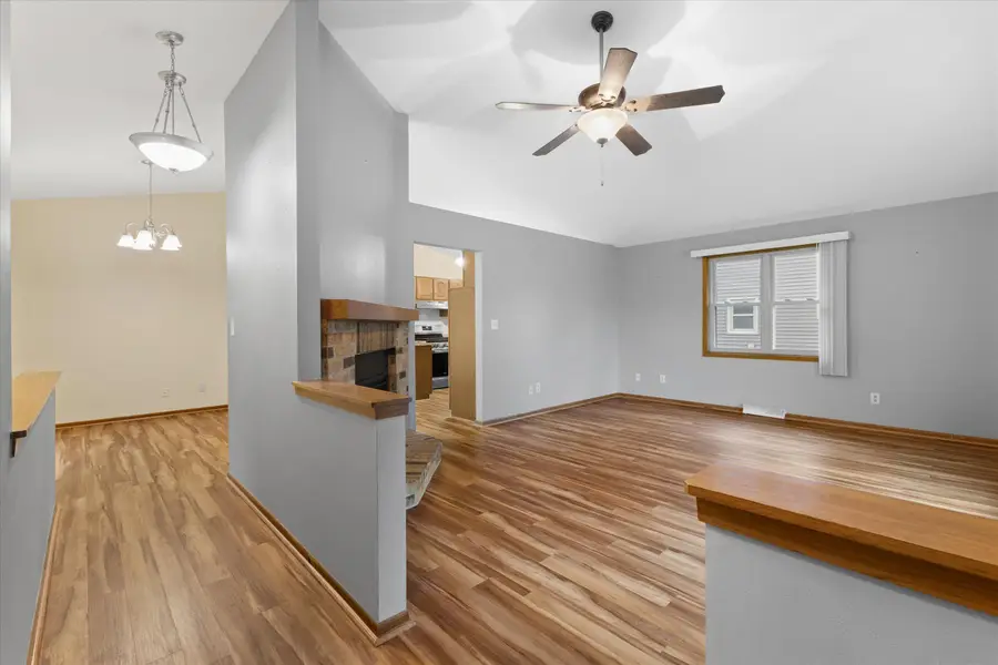 8169 S Wilding Dr, Oak Creek, WI 53154 - #2