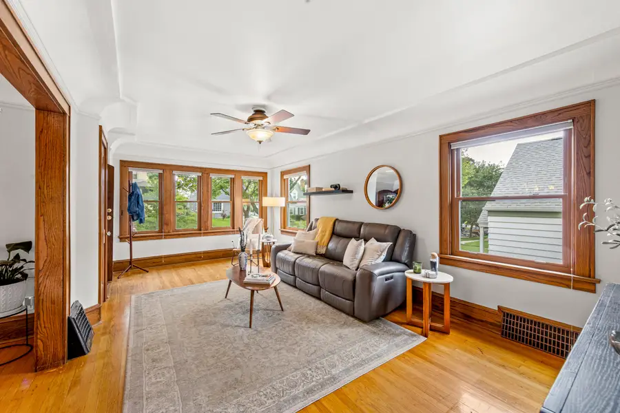 4505 S Jasper Ave, Milwaukee, WI 53207 - #3