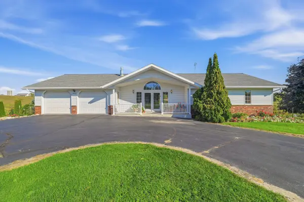 W2938 Garton Rd, Herman, WI 53085
