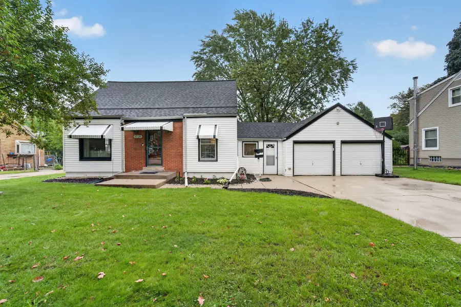 3536 S 82nd St, Milwaukee, WI 53220 - #2
