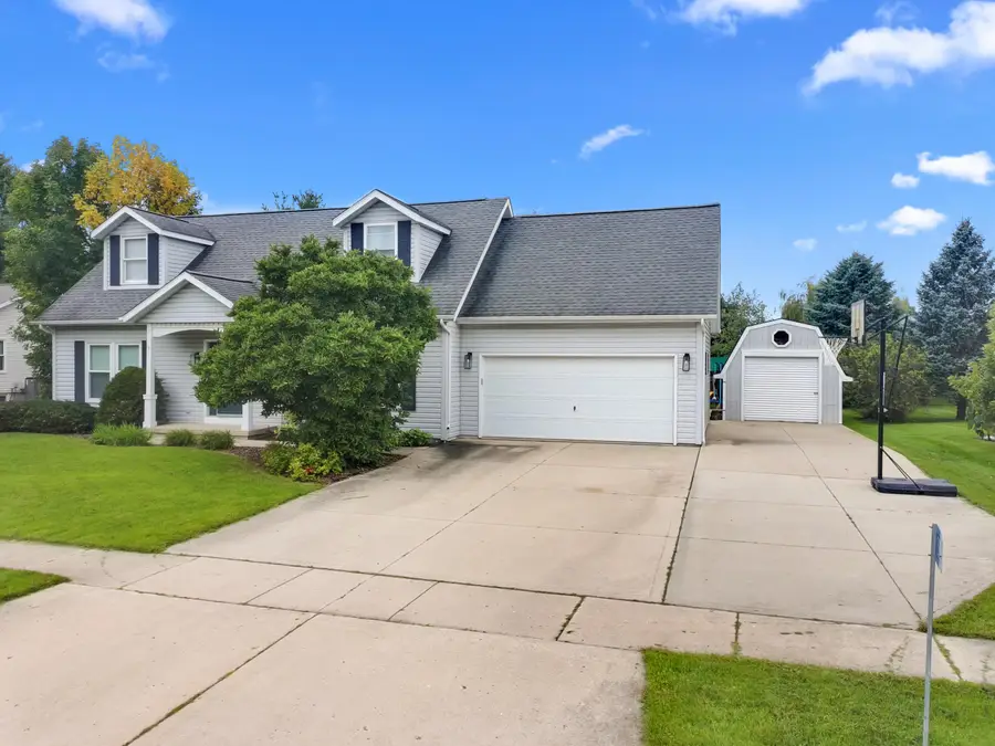 539 Wisconsin Ave, Twin Lakes, WI 53181 - #2
