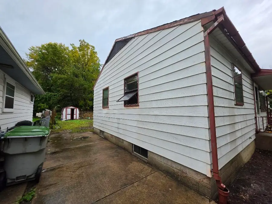 3557 S 5th Pl, Milwaukee, WI 53207 - #2
