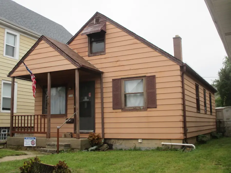 5506 W Rogers St, Milwaukee, WI 53219 - #2