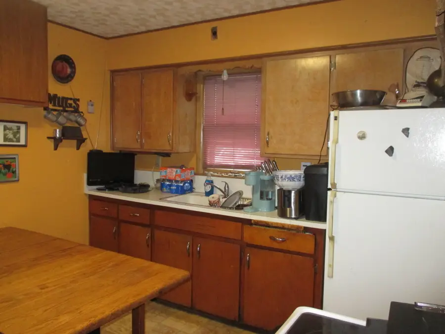 5506 W Rogers St, Milwaukee, WI 53219 - #3