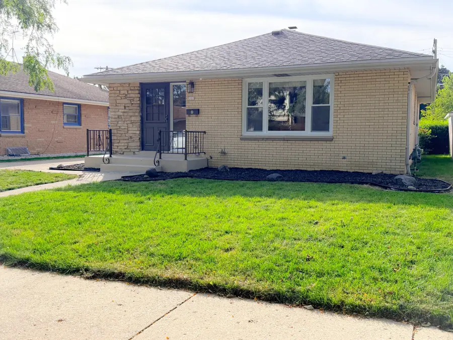 3205 S 70th St, Milwaukee, WI 53219 - #2