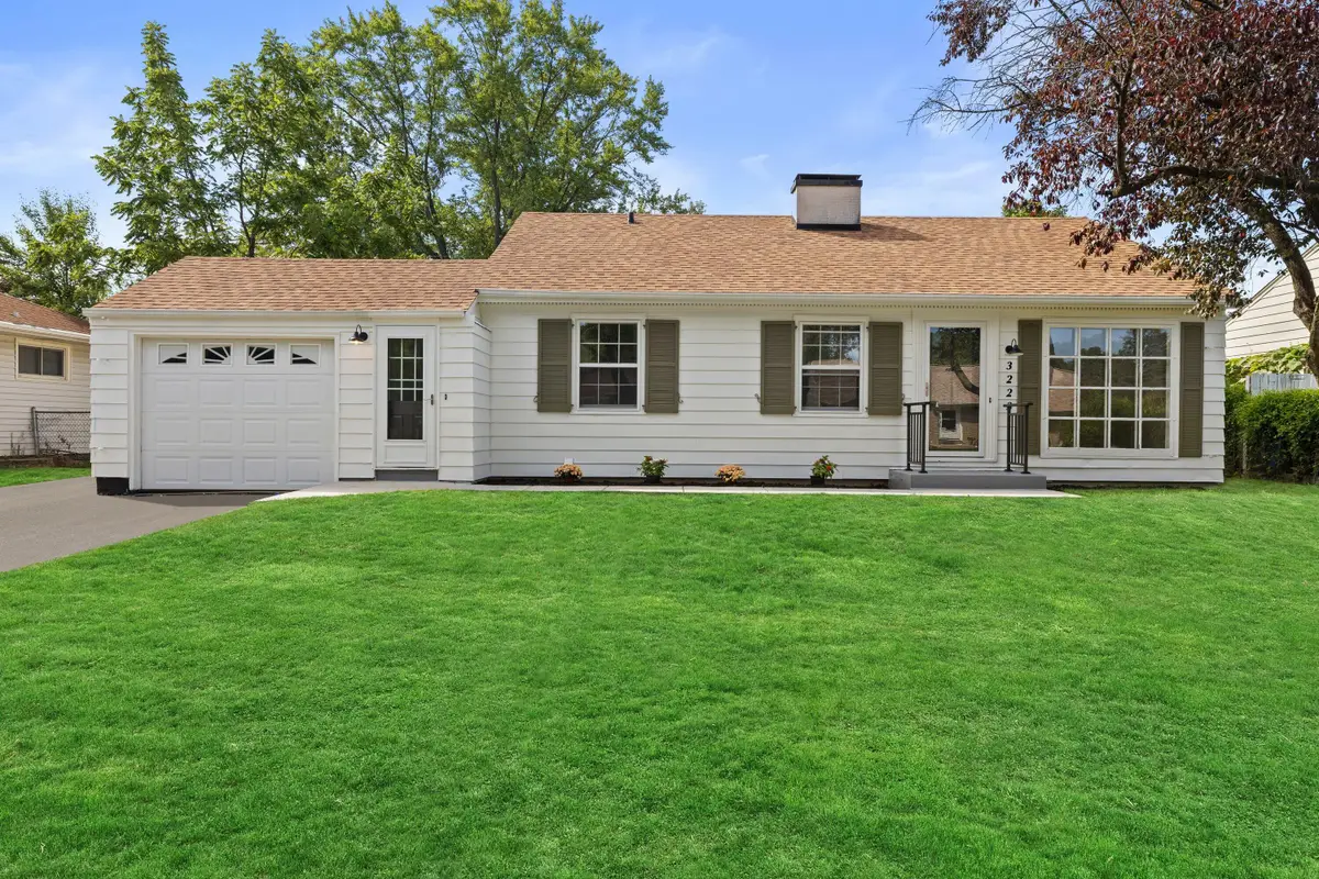 3223 W Birchwood Ave, Milwaukee, WI 53221 - #1