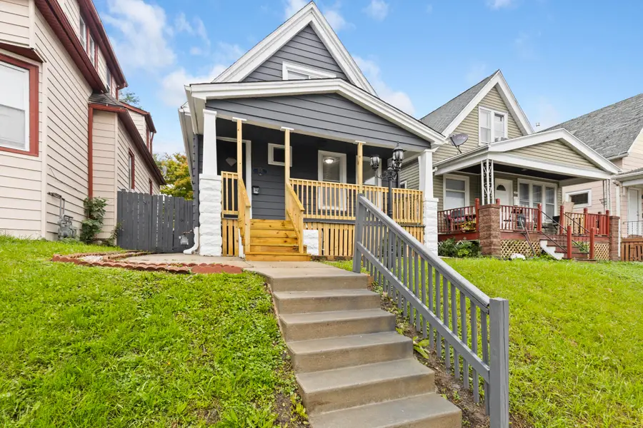 1535 S 31st St, Milwaukee, WI 53215 - #2