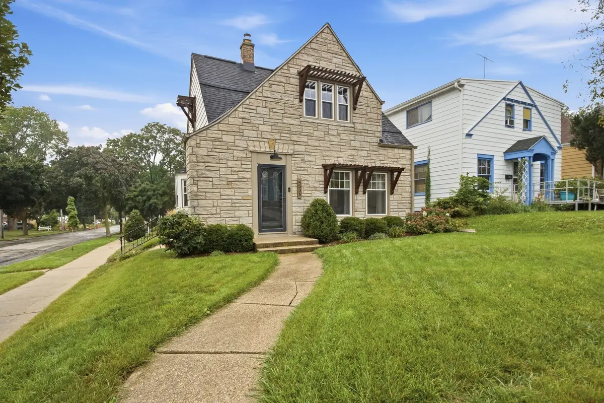 4535 S Griffin Ave, Milwaukee, WI 53207 - #1