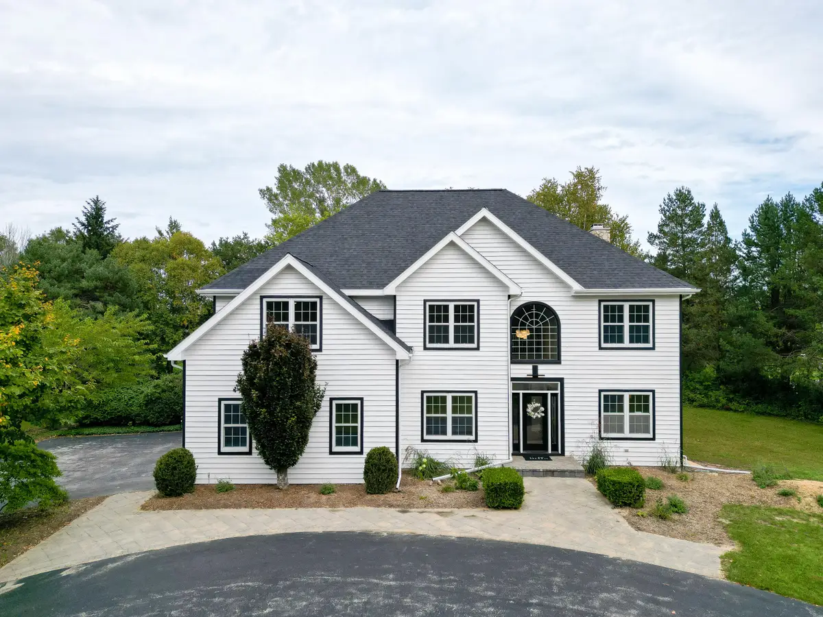 3205 Limerick Ln, Sheboygan, WI 53083 - #1