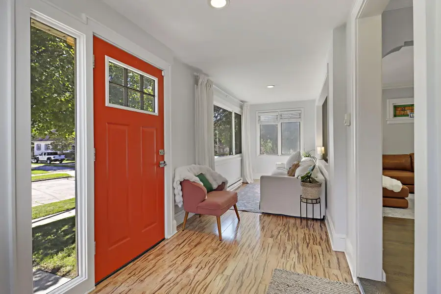 4365 S Quincy Ave, Milwaukee, WI 53207 - #3