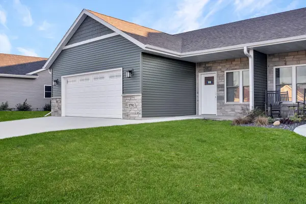 1791 Edgewood Rd, Kewaskum, WI 53040