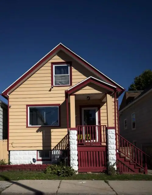 2206 S Fifth Pl, Milwaukee, WI 53207