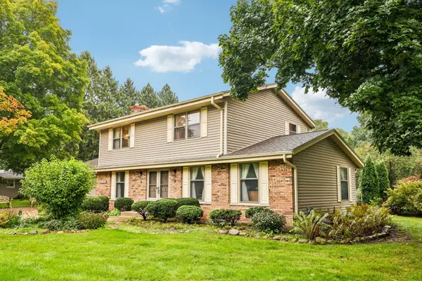 21875 Clearfield Rd, Brookfield, WI 53045