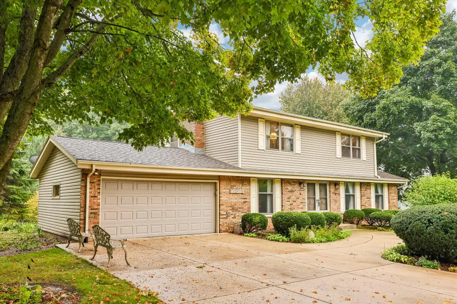 21875 Clearfield Rd, Brookfield, WI 53045 - #2