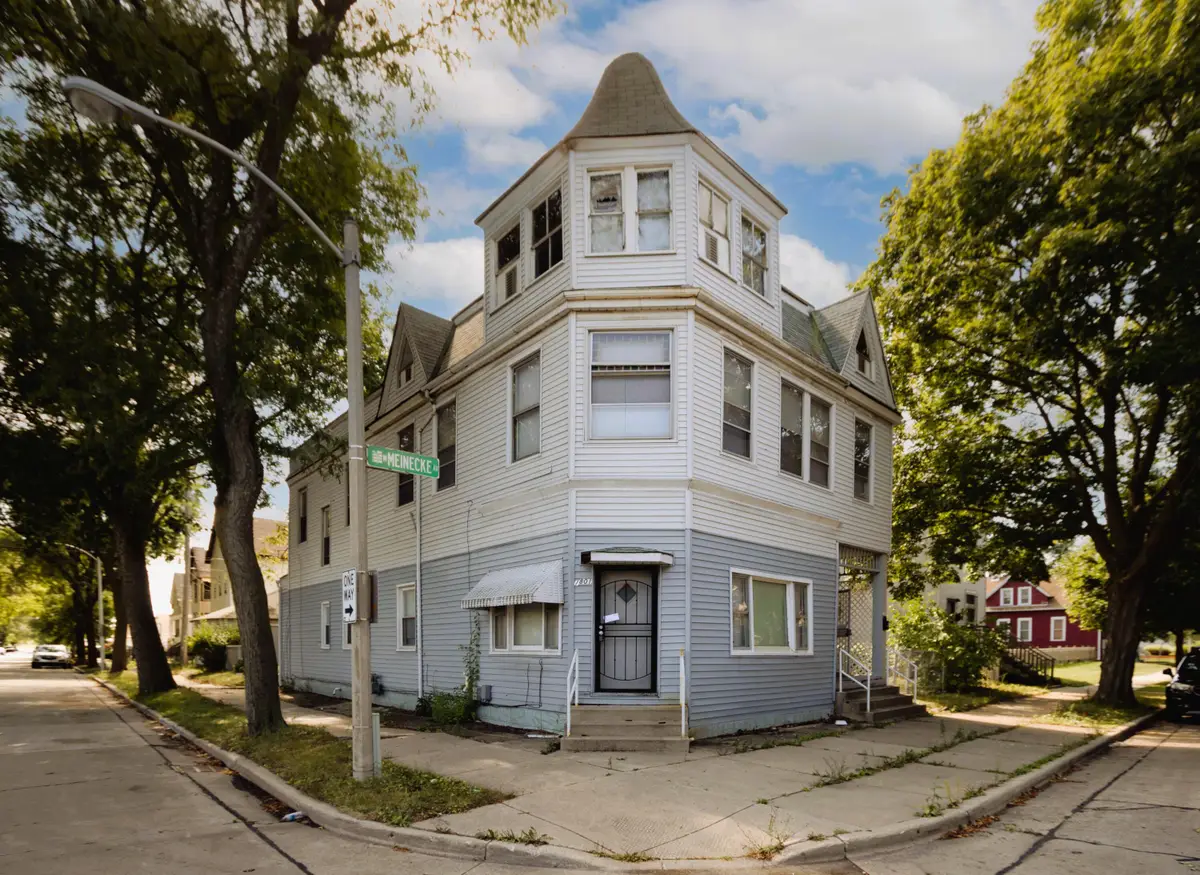 1801 W Meinecke Ave, Milwaukee, WI 53206 - #1