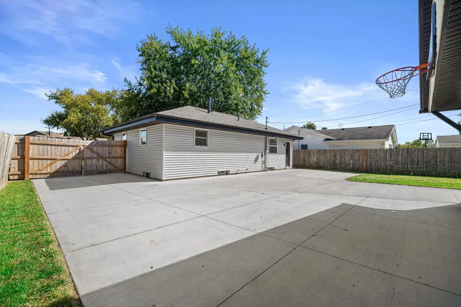 1652 19th Ave, Kenosha, WI 53140 - #2