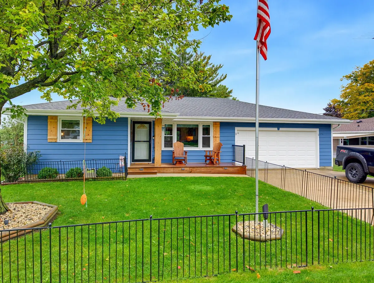 1520 Prospect St, Watertown, WI 53098 - #1