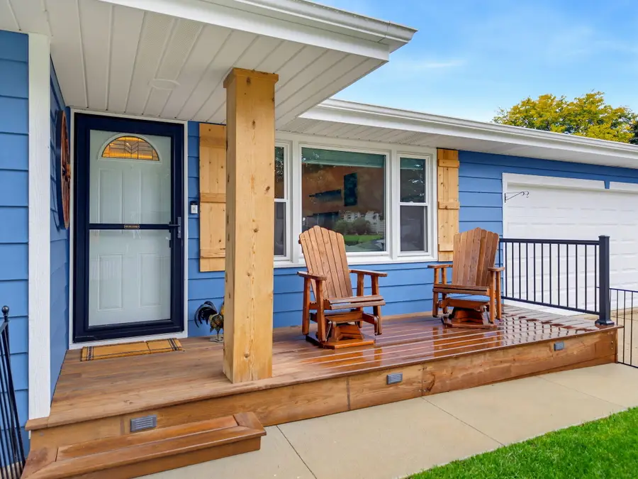 1520 Prospect St, Watertown, WI 53098 - #2