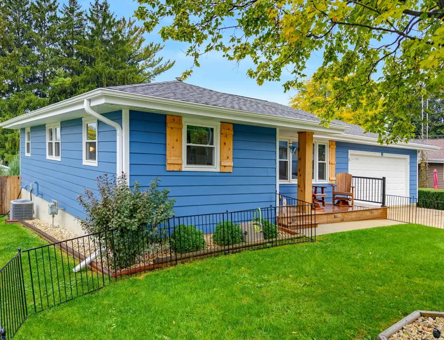 1520 Prospect St, Watertown, WI 53098 - #3