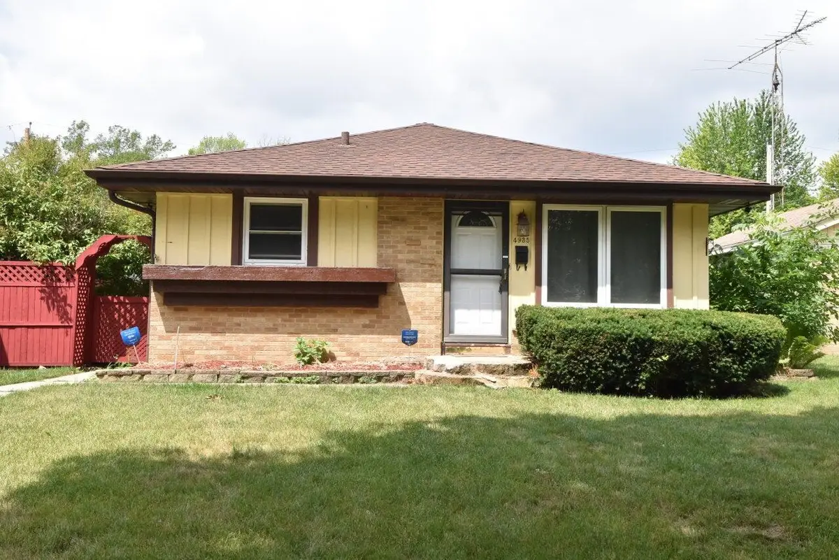 4935 N 88th St, Milwaukee, WI 53225 - #1