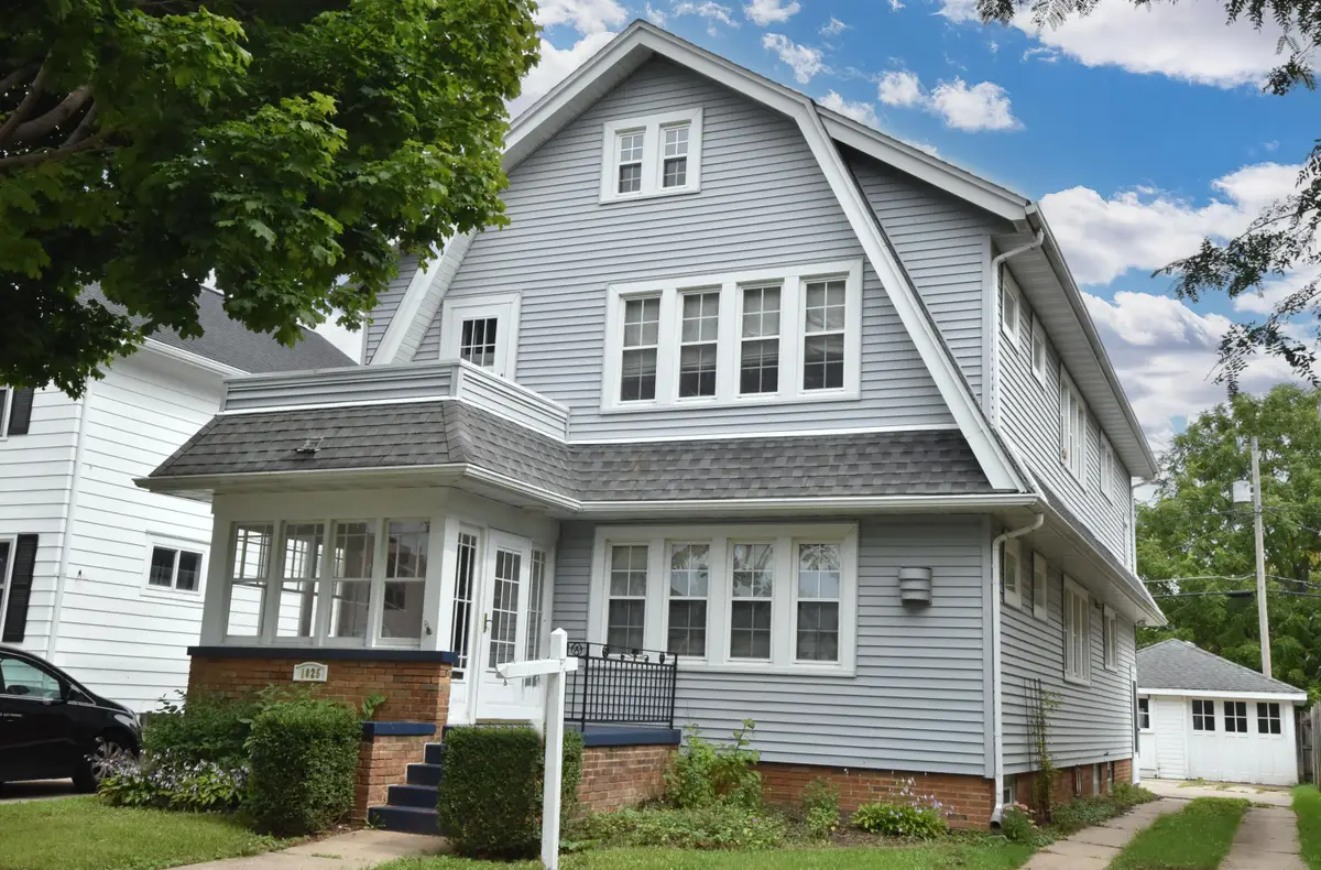 1025 Arthur Ave, Racine, WI 53405 - #1